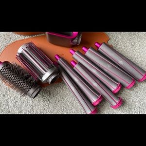 Dyson airwrap complete case and custom attachments barrels (no wand!) brand new